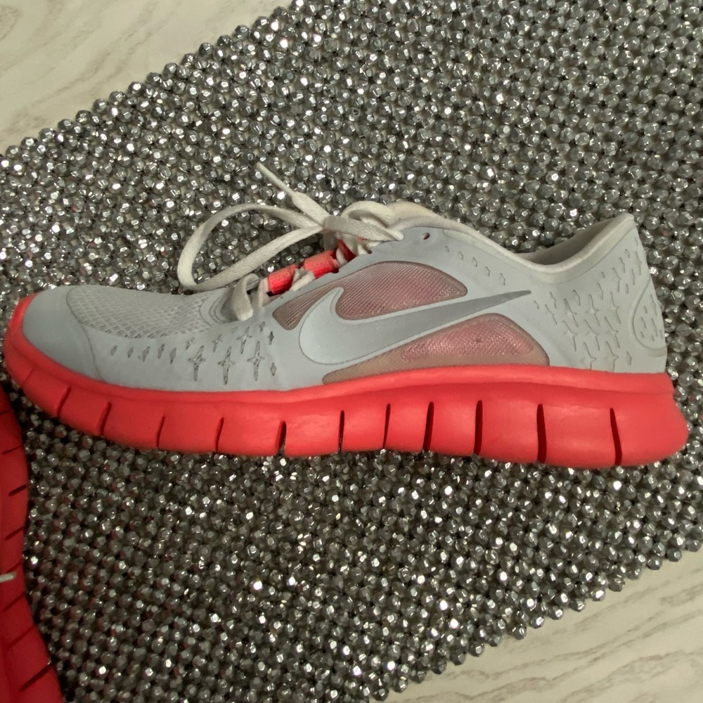 NIKE Free Run 3 Tennis Shoes